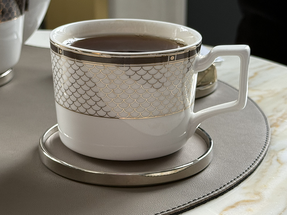 Набор премиальных костеров из натуральной кожи FURNITEK FG-418 (5шт) цвет серый