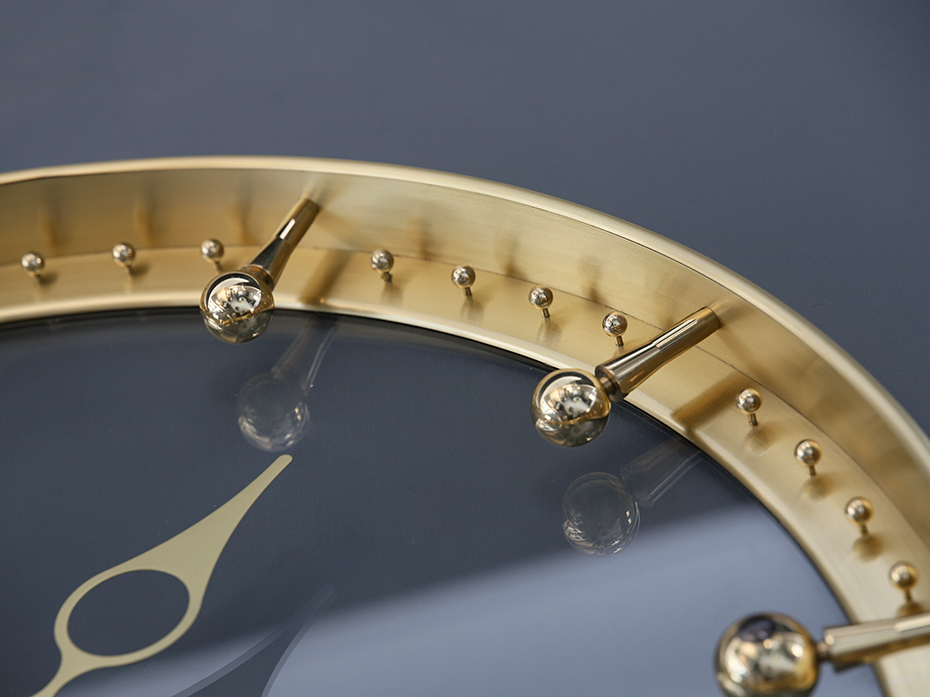 Часы Furnitek FG-1002025