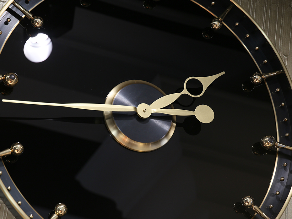 Часы Furnitek FG-1002026 матовая латунь