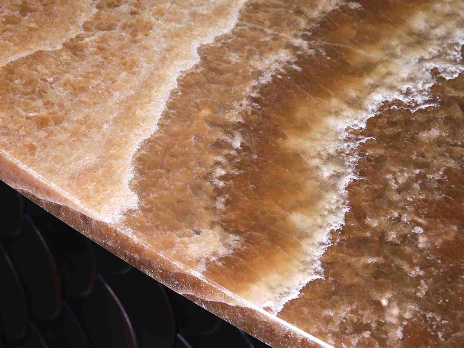 Консоль из латуни с ониксом Ar-Deco FG-200  высота 750 мм