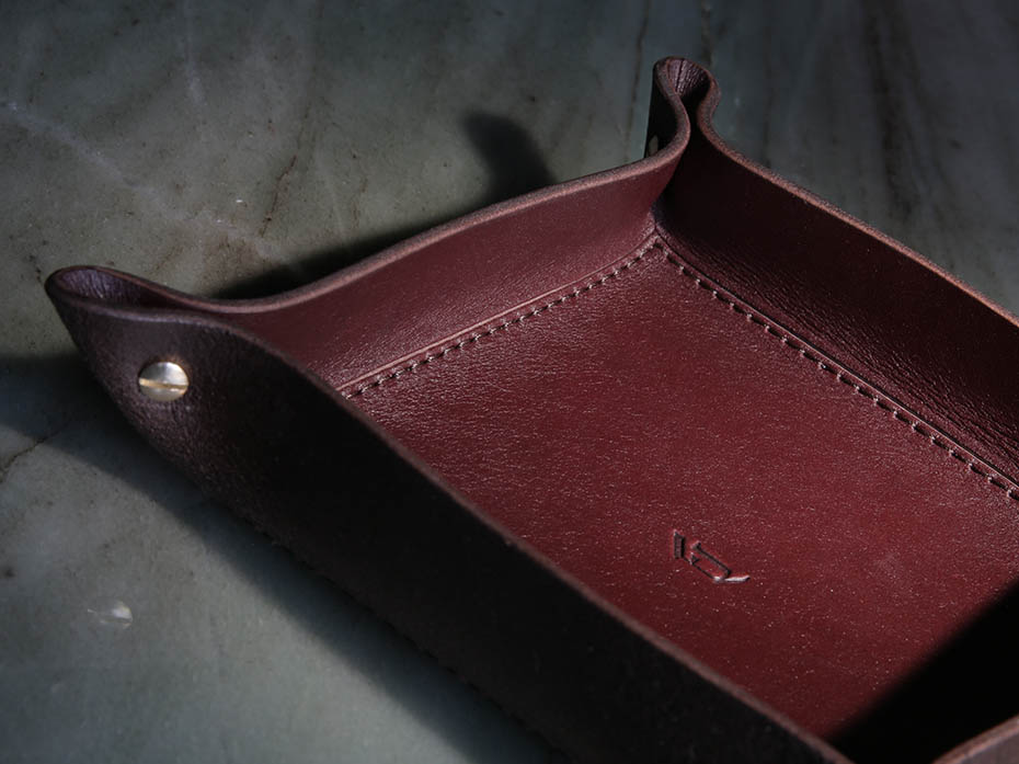 Монетница из натуральной кожи FG-115002 цвет красное дерево