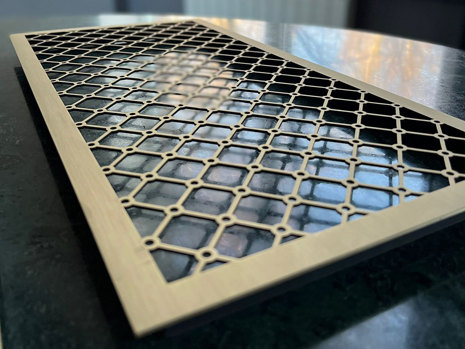 Решетка металлическая латунная Furnitek fg-30005 матовая латунь