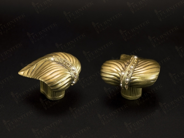 Мебельная ручка-кнопка Edgar Berebi 8182 матовая бронза