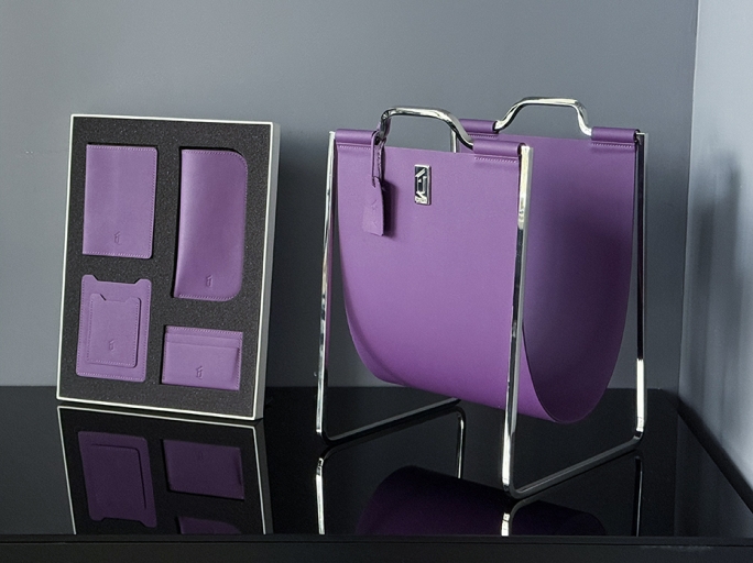 Подарочный набор аксессуаров из кожи FURNITEK FG-408