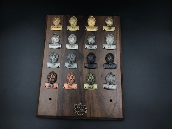 Мебельная ручка-кнопка Edgar Berebi 8457 