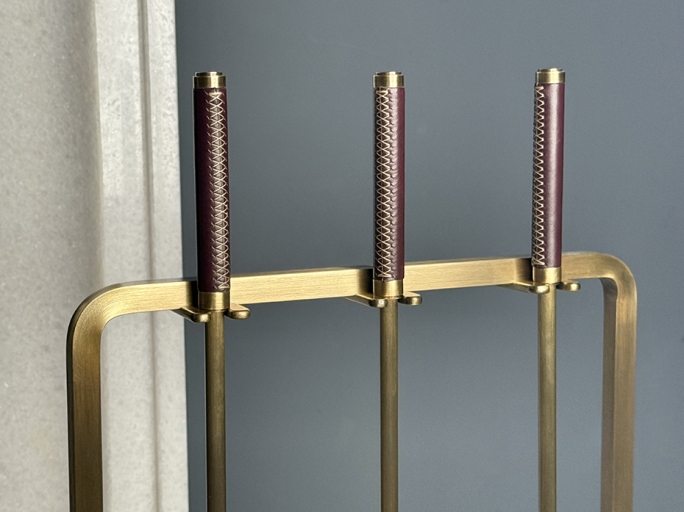 Каминный набор с дровницей FURNITEK FG-01128 античная латунь