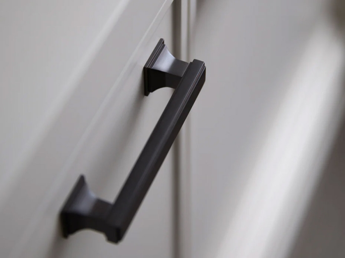 Мебельная ручка-скоба Armac Martin Jefferson 125 мм полированный хром